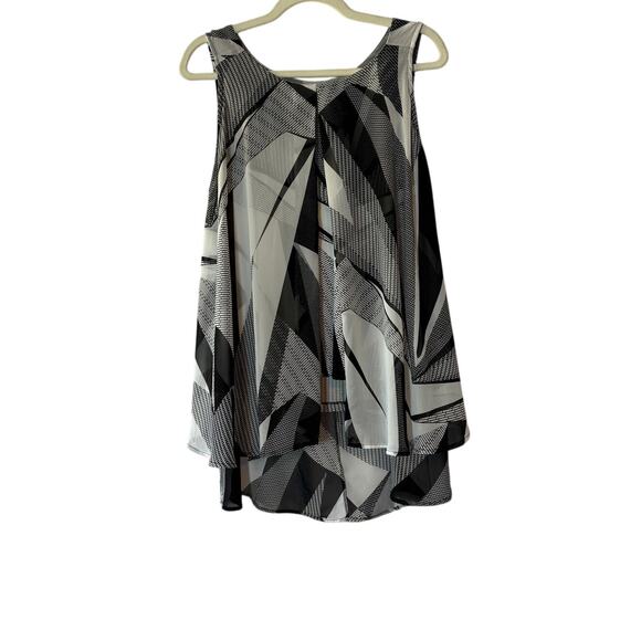 dressbarn Tops - Dressbarn Geometric Abstract High Low Sleeveless Blouse Black White XL
